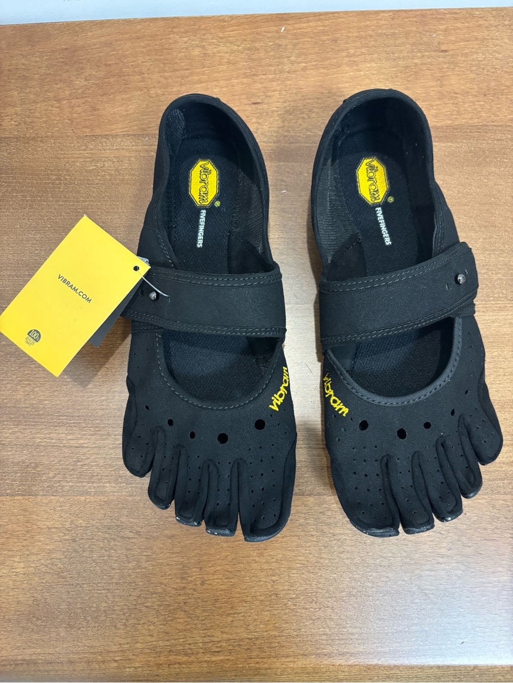 Vibram Women's FiveFingers Mary Jane Toe Sneakers in Black